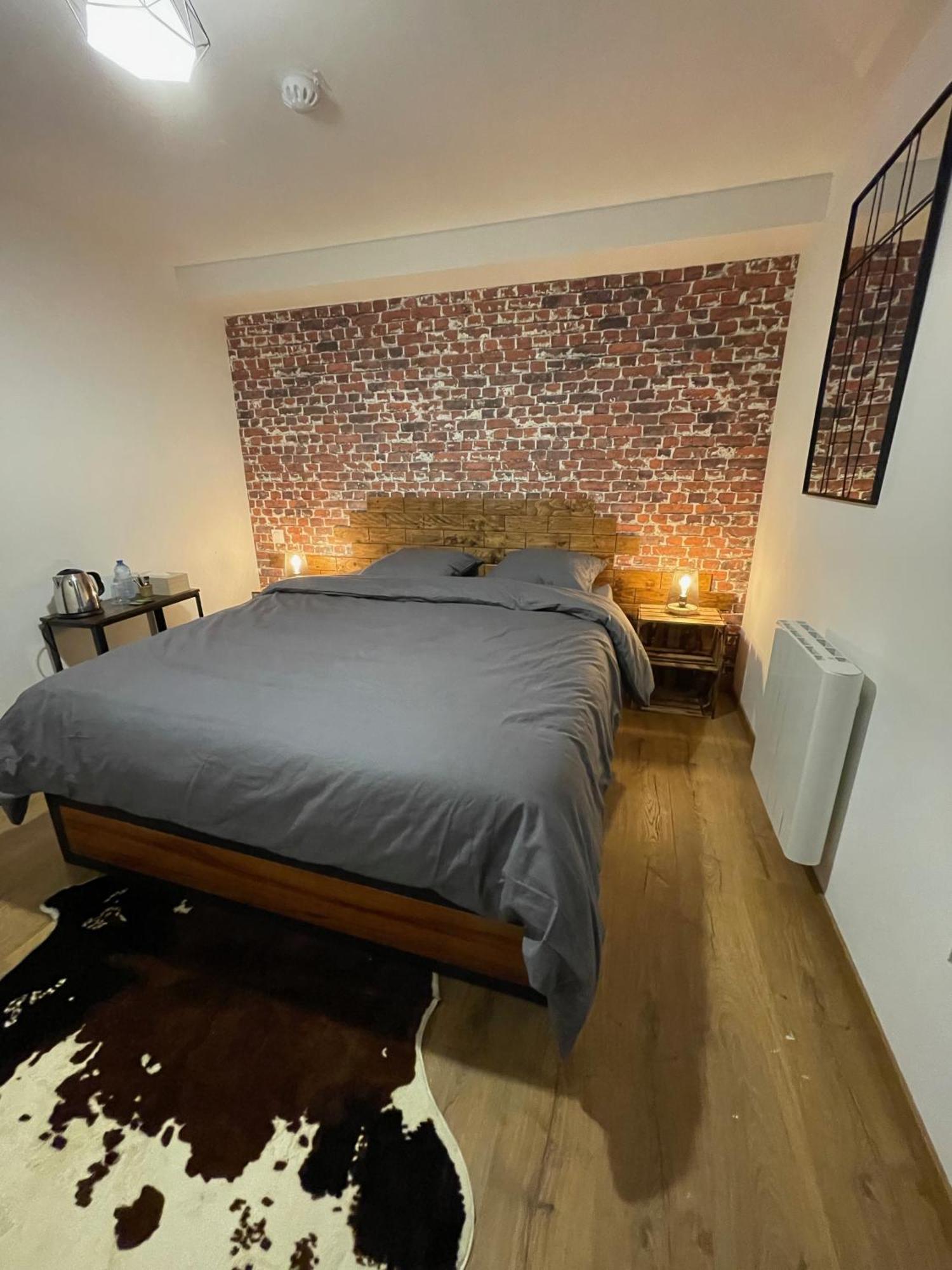 L'Auberge De Papa Auzouville-sur-Ry Екстер'єр фото